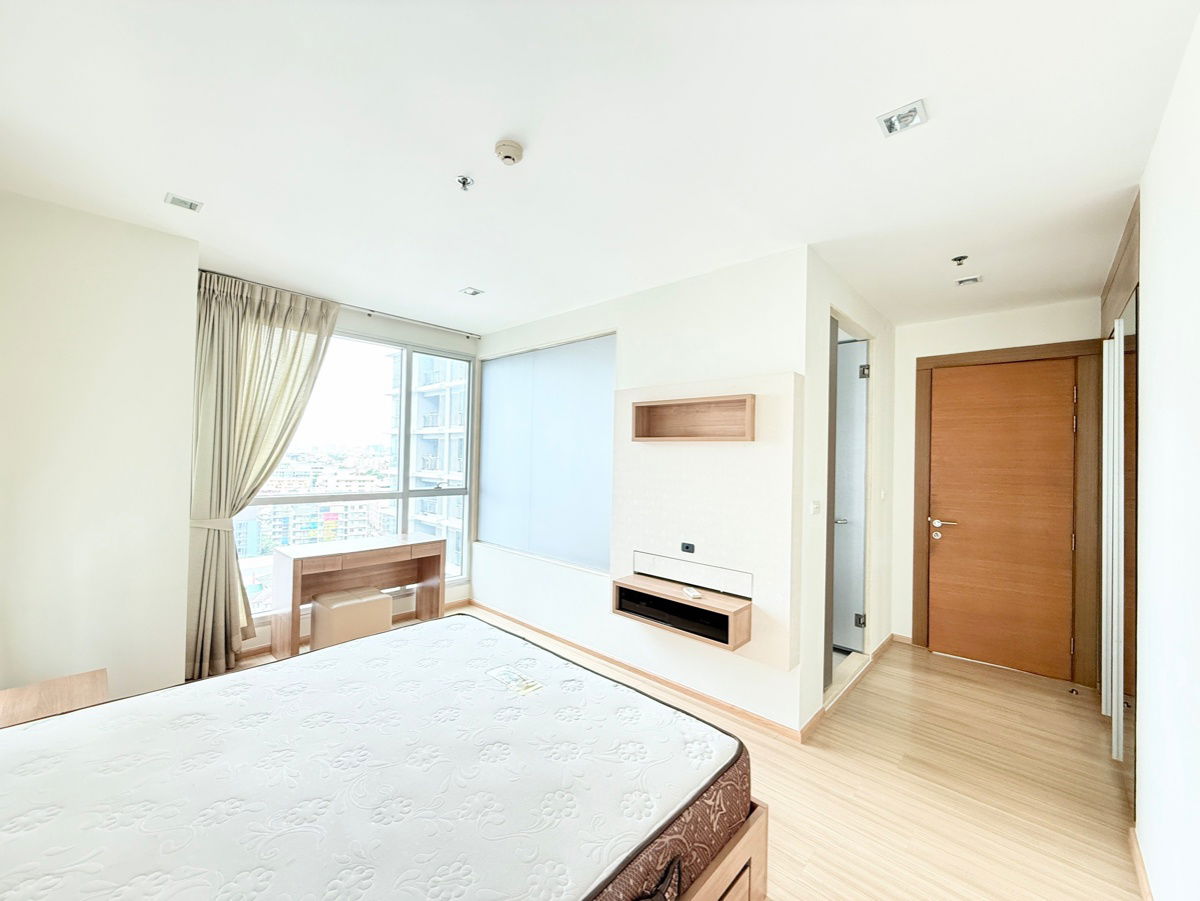 picture Ready to move in " 𝐑𝐡𝐲𝐭𝐡𝐦 𝐑𝐚𝐭𝐜𝐡𝐚𝐝𝐚-𝐇𝐮𝐚𝐢𝐤𝐡𝐰𝐚𝐧𝐠 " 2 Bed 2 Bath Size 65 Sq.m. - 10/12