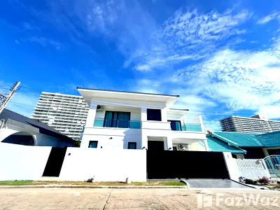 Houses for sale Bang Lamung Chonburi : Grand Jomtien Villa 5748078
