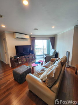 Fully renovated 2 bed 2 bath condo; ready to move in 1738354
