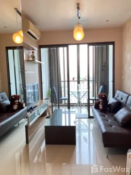 1 Bedroom with No Block View 1906984
