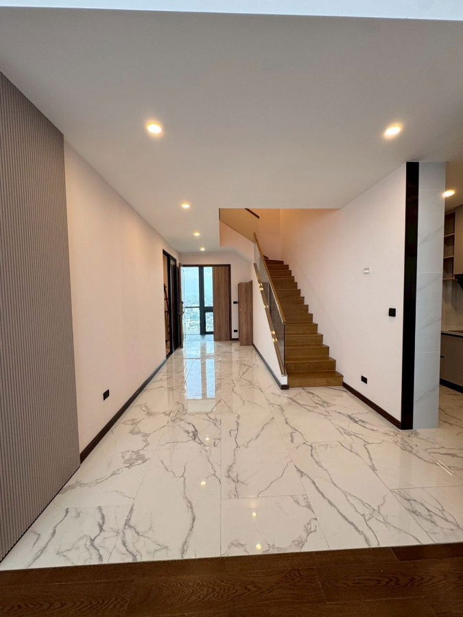picture For Rent Siamese Rama 9 Fully Furnished (Near MRT Rama 9) - 12/18