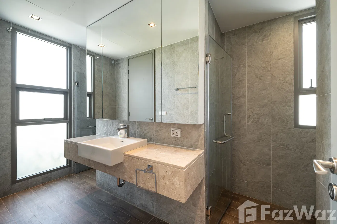 picture Brand New Luxury Five Bedroom Villa In Laguna 5363444 - 31/42