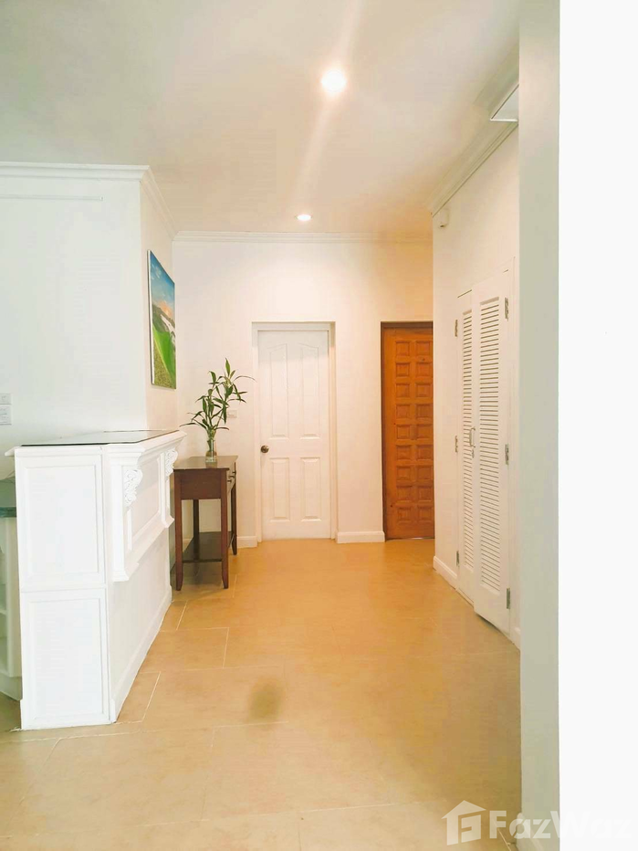 picture 5BR Townhouse at Nantawan Suan Luang Rama 9 1922098 - 10/20