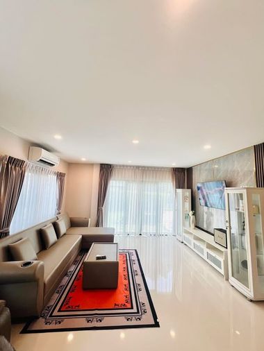 ให้เช่าบ้านเดี่ยว 4 ห้องนอน 210 ตร.ม. 1 ตร.ว. เซนโทร วิภาวดี