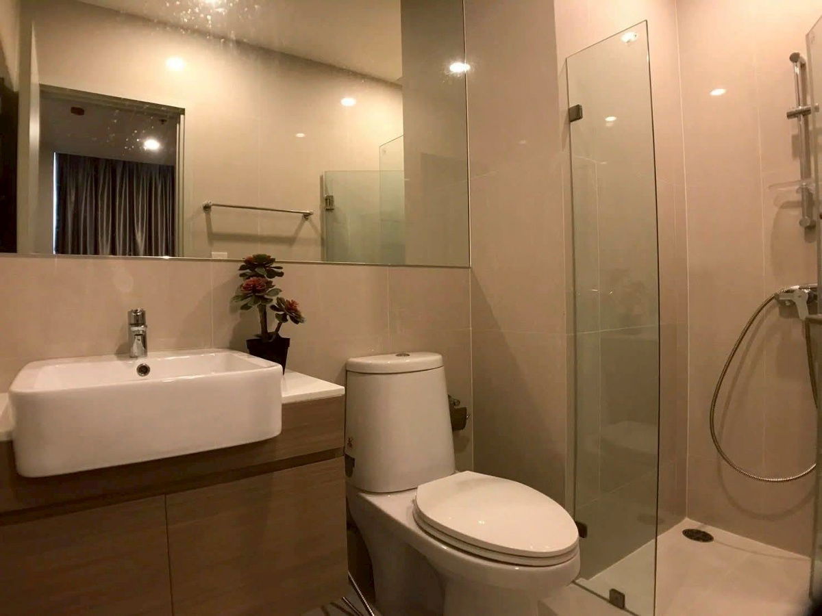 picture 🌻 Condo For Rent Noble Revolve Ratchada Good location Near MRT !! - 10/10