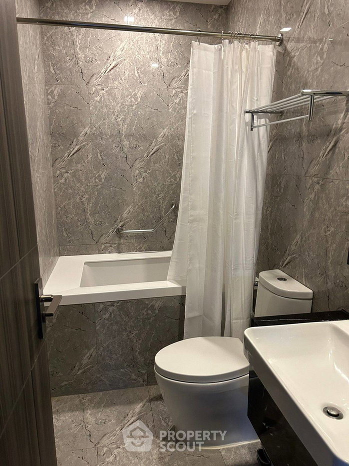 picture 2-BR Condo at Ashton Asoke near MRT Sukhumvit (ID 2357202) - 11/11