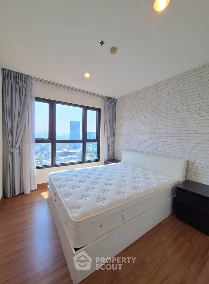 picture 1-BR Condo at The Crest Phahonyothin 11 near BTS Ari (ID 2357423) - 8/10