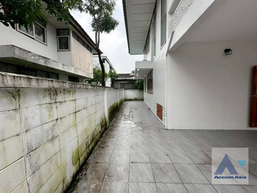 รูป 🔼🔽 AccomA 📩 Pet friendly 4 BR House in Bang Chak (AA44794) - รูปที่ 16/16