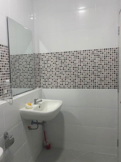 picture Two-story office building for rent with 2 bedrooms,2 toilets and 1 kitchen.  - 13/14