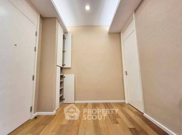 picture 1-BR Condo at The Saint Residences near MRT Phahon Yothin (ID 2357700) - 1/13