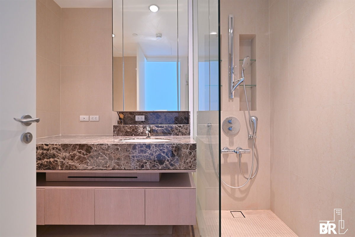 รูป 185 Rajadamri 💎 Private Living with Premium Project in Prefect Location ⚡ใกล้ BTS ราชดำริ - รูปที่ 19/19