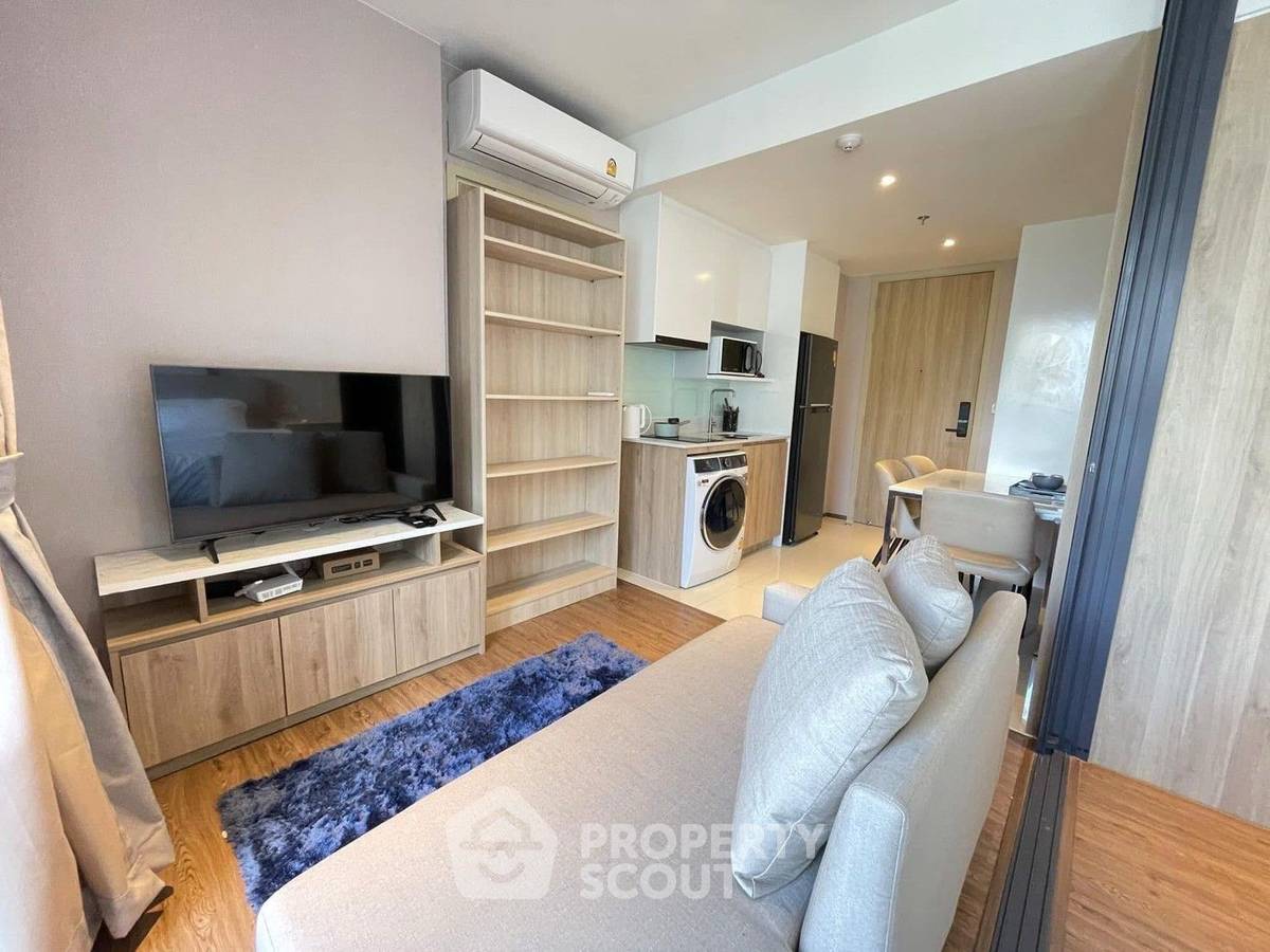 picture 1-BR Condo at Once Pattaya close to Pattaya North (ID 2210756) - 1/11