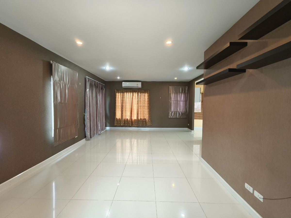 picture Single house for rent, lowest price, Passorn Prestige Luxe Pattanakarn, 3 bedrooms, 3 bathrooms - 2/20