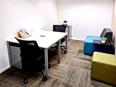 Office for rent Srisavarindhira Thai Red Cross Institute of Nursing : Fully serviced private office space for you and your team in HQ MRT Hualamphong