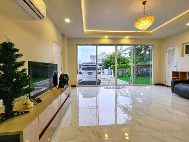 picture oneOonemarket 600m. Ekkachai 96-104 Makro BangBon 1.7km. 2-story Mansion for rent 120sqwa. 4-7bed Eq - 8/8
