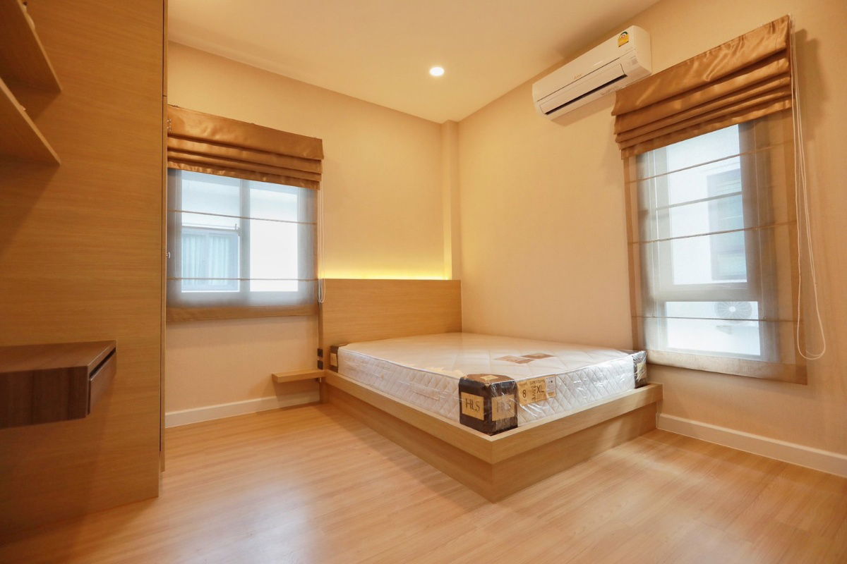 picture 🔥HOT SALE 🔥 3 bedrooms 4 bathrooms single detached house near Regent International School - 17/25