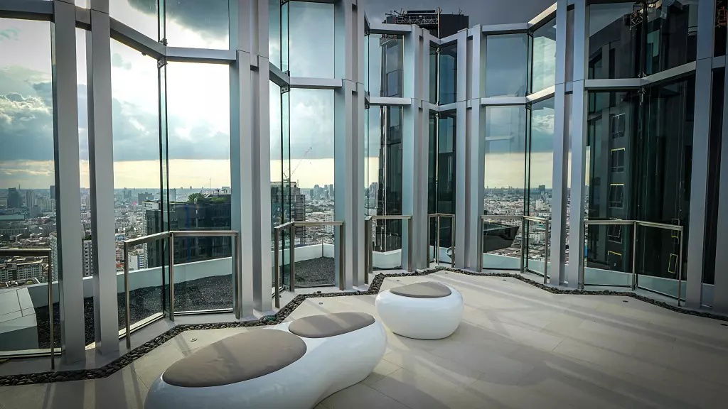 picture 🌊Book now for this price! Life Asoke - Hot condo, great price, near BTS Asoke and MRT Phetchaburi🏢✨ - 17/18