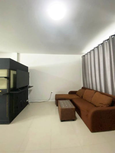 picture Two-story office building for rent with 2 bedrooms,2 toilets and 1 kitchen.  - 2/14