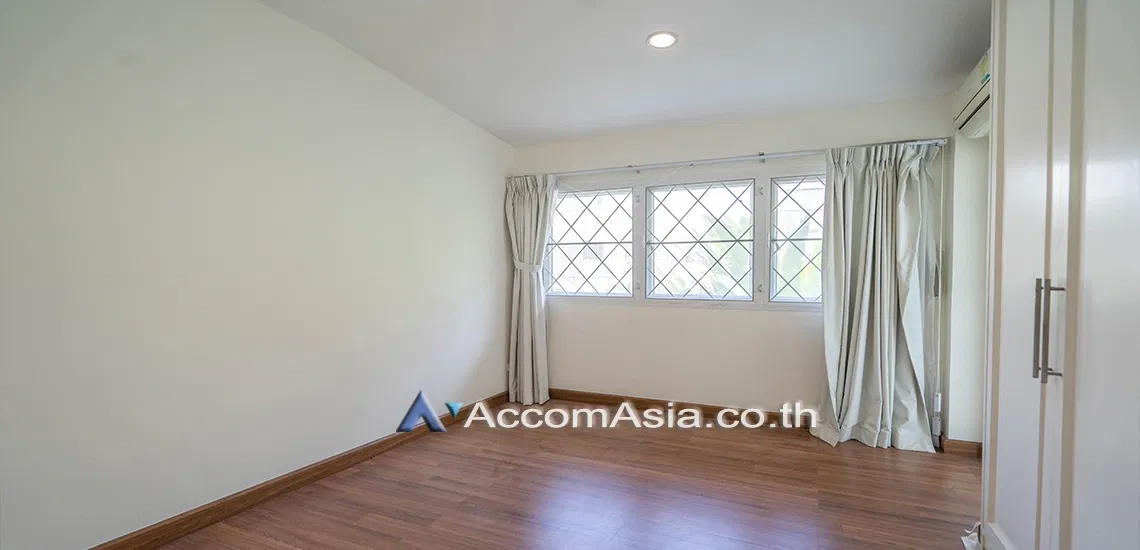 picture 🔼🔽 AccomA 📩  3 BR House @Ekkamai Cozy House with swimming pool (AA31173) - 11/15
