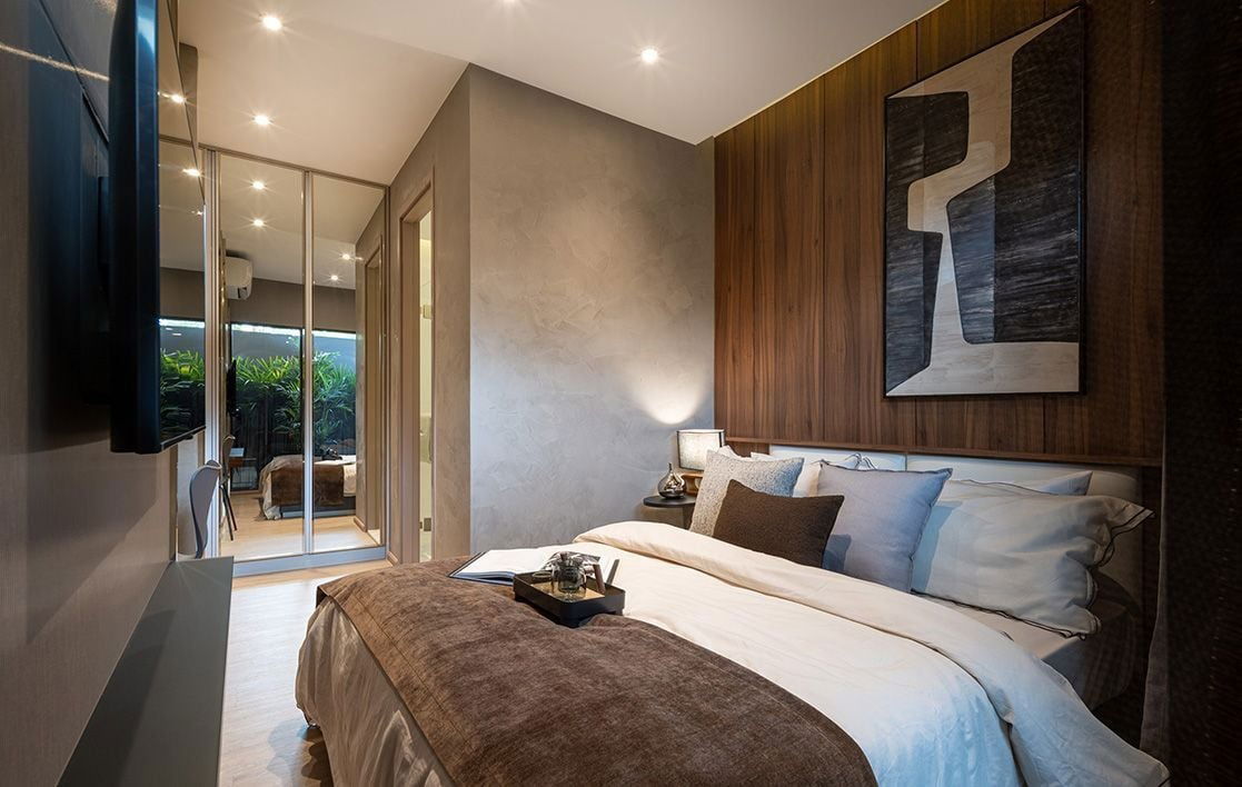 picture  2  Beds Large Room City view Fully Furnished New Condo Good Location Next To Ekkamai-RamInthra,Central East Ville   @  Noble Create - 6/14