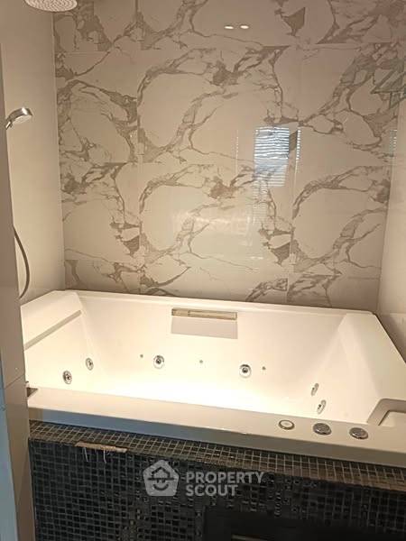 picture 2-BR Condo at Nusasiri Grand Condominium near BTS Ekkamai (ID 2357297) - 8/21