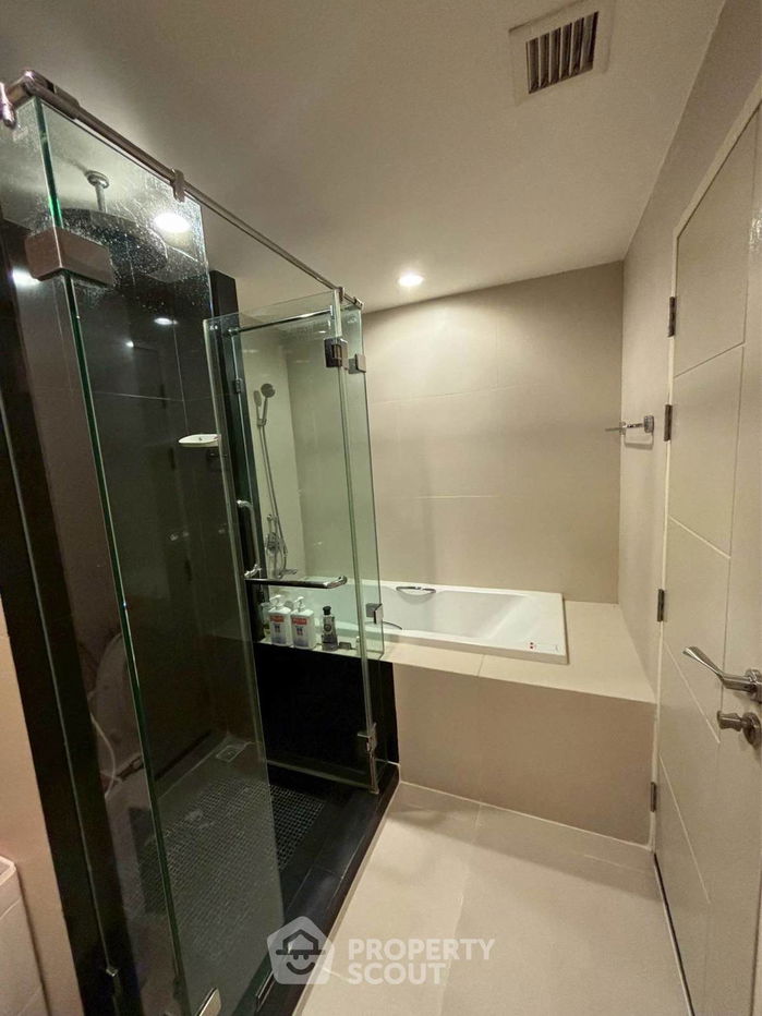 picture 1-BR Condo at The Crest Sukhumvit 24 near BTS Phrom Phong (ID 2357179) - 9/11