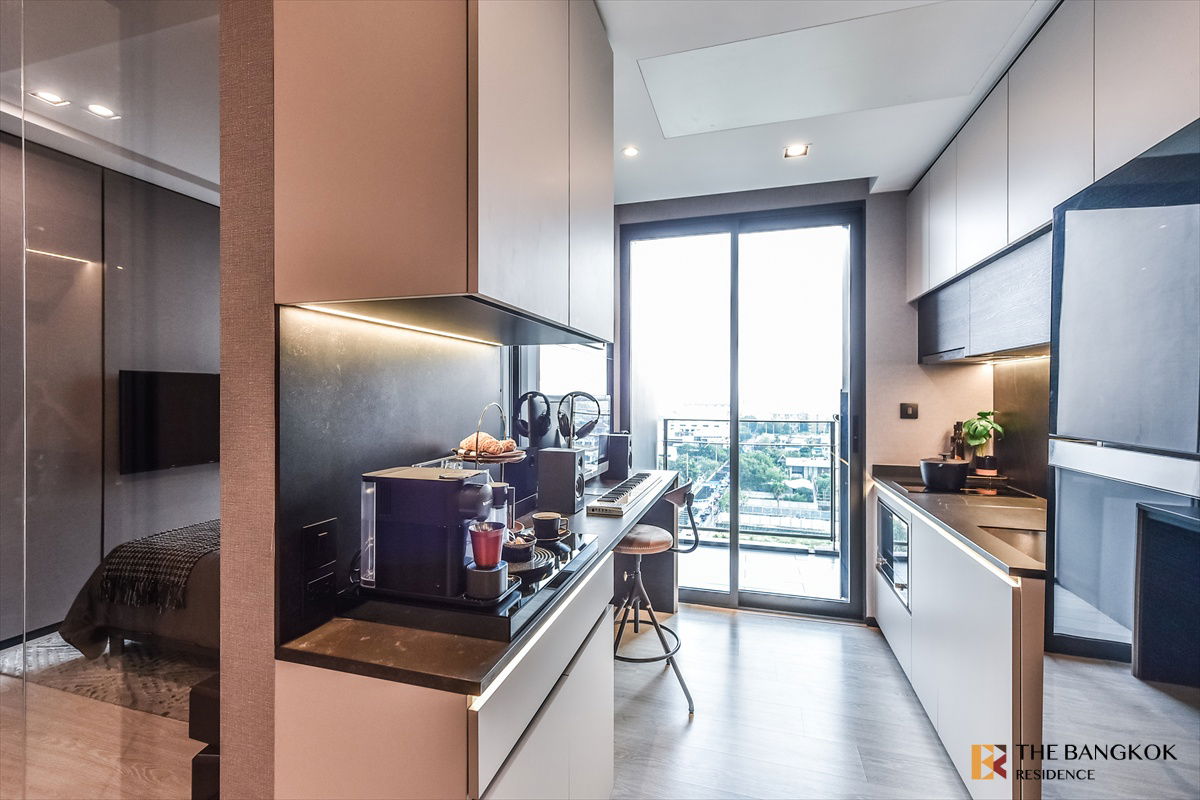 picture 🔥📈 High-Demand Units, Special Price! The Room Sukhumvit 38 Near Thong lo - 10/14