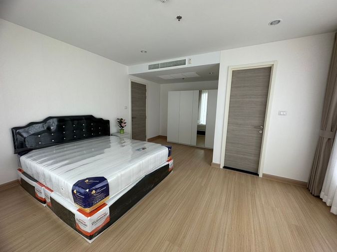 ให้เช่าคอนโด 3 ห้องนอน 130 ตร.ม. ศุภาลัย ริวา แกรนด์