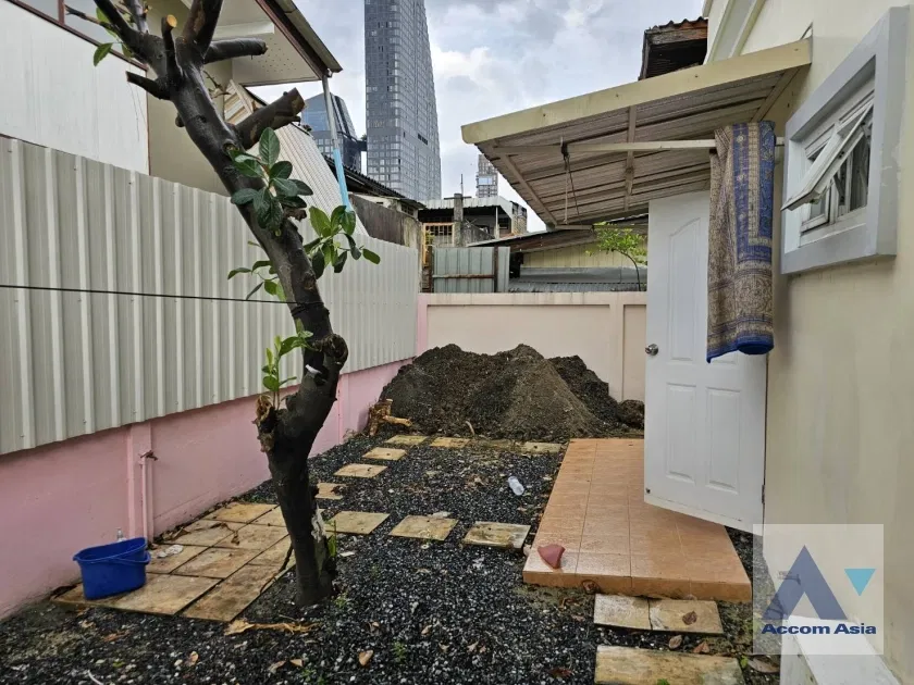 picture 🔼🔽 AccomA 📩  3 BR House in Khlong Toei (AA28339) - 17/19