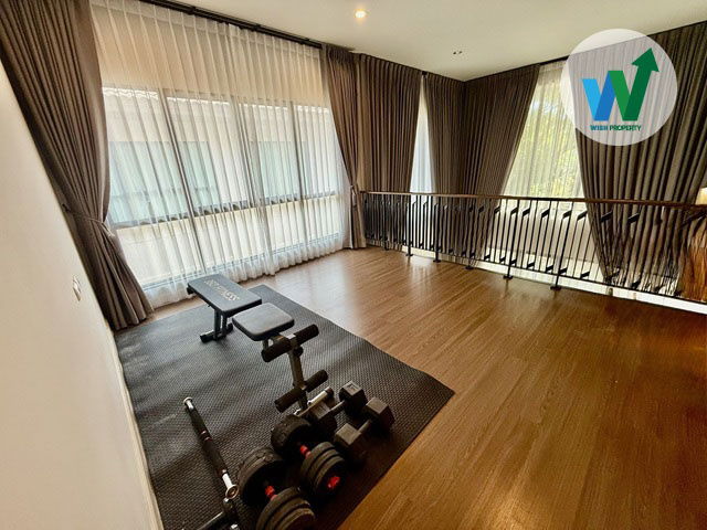 รูป ขายถูก บ้านเดี่ยว สราญสิริ ศรีวารี 4 ห้องนอน จอดรถได้ 4 คัน ใกล้สนามบินนานาชาติ สุวรรณภูมิ มอเตอร์เวย์ - รูปที่ 4/10