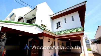 เช่าบ้านเดี่ยว สุขุมวิท 69 : 🔼🔽 AccomA 📩 Home Office 3 BR House in Phra Khanong (AA15384)