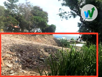 ที่ดิน บางแสน : ขายที่ดินเปล่า พร้อมสิ่งปลูกสร้าง ติดชายหาดบางแสน เขาสามมุข