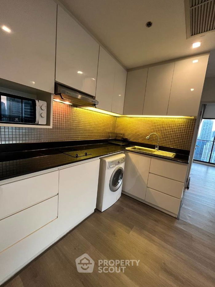 picture 1-BR Condo at Noble Refine Prompong near BTS Phrom Phong (ID 1596998) - 3/12