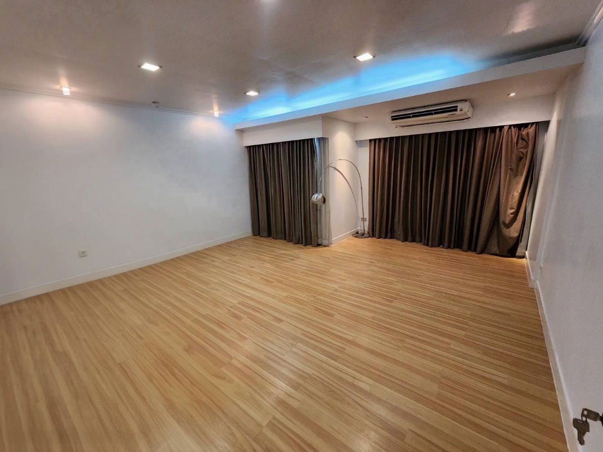 picture  Townhome for Sale | Only 200 m. from BTS Samakkhi Station - 15/24