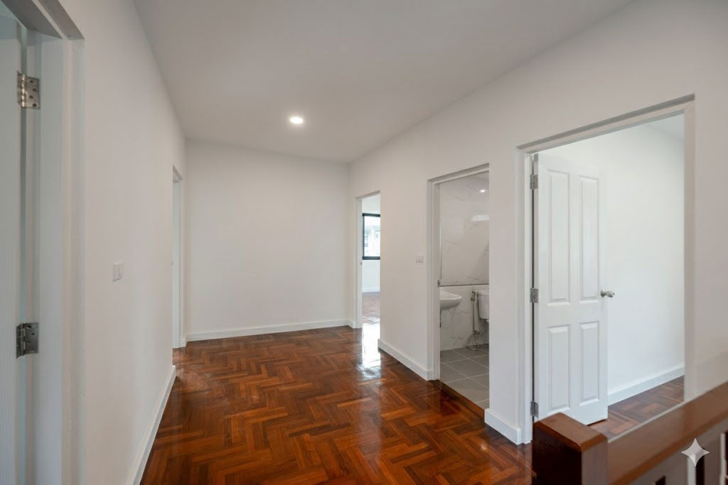 picture HOUSE FOR SALE - Wararom Phetkasem 81 | Move-in Ready! - 4/14