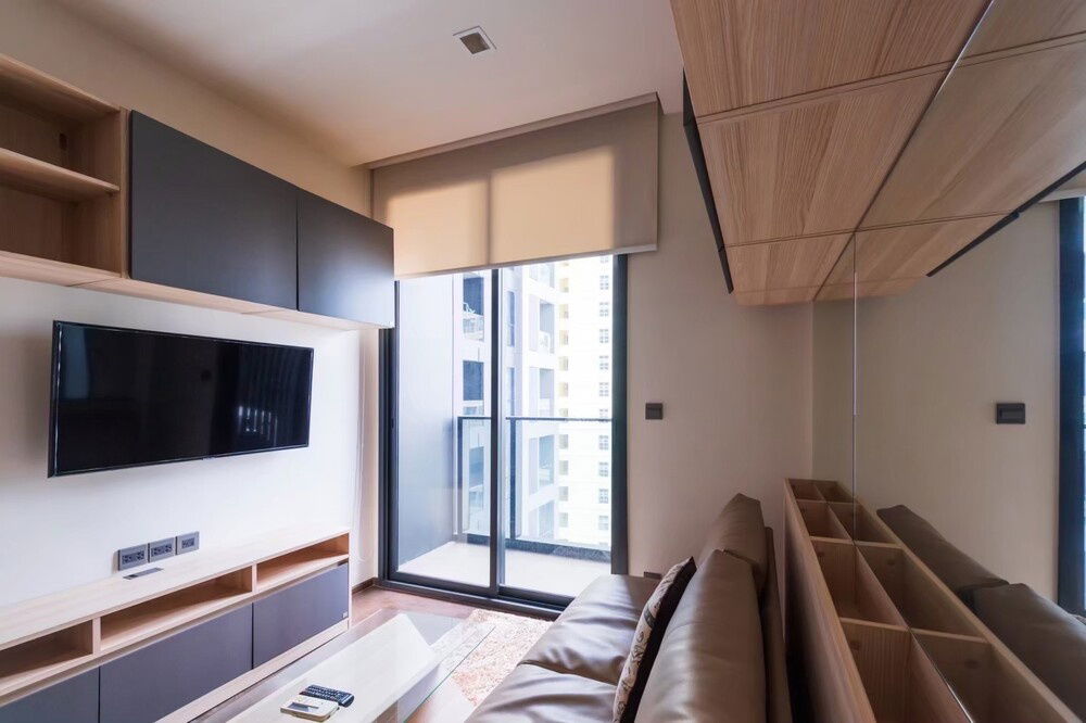 picture 🔥 Sale with tenant !! high floor 15++, North Facing !! 🔥 Code C20230106407.......The Line Ratchathewi, 1 bed, 1 bath, furnished, Special Deal!!📣📣 - 5/11