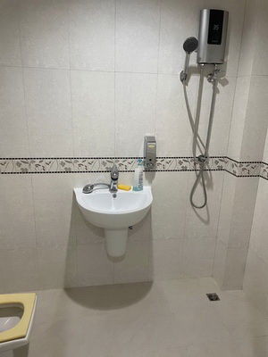 picture FOR RENT GOLDEN HOME PARKVILLE NANGLINCHI / 3 bedrooms 5 bathrooms / 20 Sqw. 280 Sqm. **70,000** CLOSE TO CENTRAL PLAZA RAMA 3 - 12/12