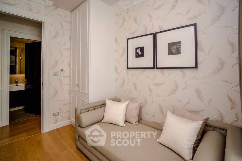picture 3-BR Condo at The Lumpini 24 near BTS Phrom Phong (ID 2357408) - 12/17
