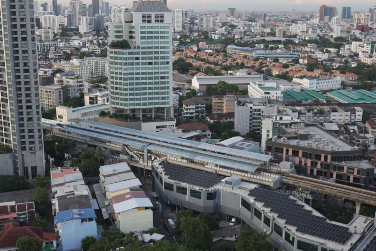 picture Duplex 4.2m High Ceiling, 1 Bedroom 1 Bathroom, 24th Floor North-Facing City View, Rama 4 Road, Only 250m from BTS Phra Khanong, Brand-New Unit - 14/25