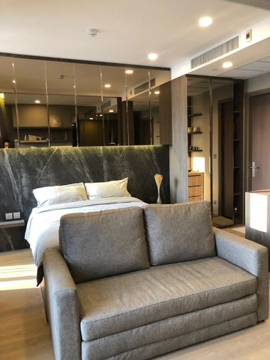 *** ให้เช่าคอนโด : แอชตัน จุฬา-สีลม ห้องสวย ชั้นสูง เฟอร์ครบ ไม่มีรอยร้าว ใกล้MRT สามย่าน (Ashton Chula -Silom) ***