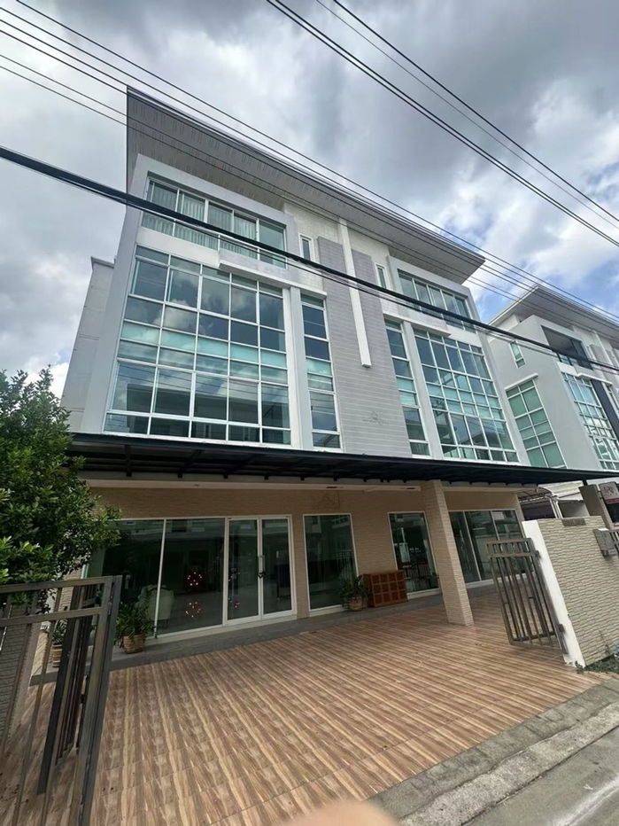 picture 🏢 4-story townhome office for rent in the Nuanchan Business Project. - 1/9