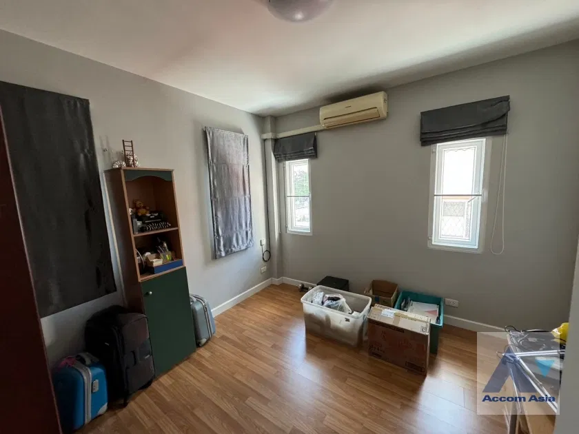 picture 🔼🔽 AccomA 📩 Home Office 5 BR House in Phra Khanong Nuea (AA41850) - 9/18