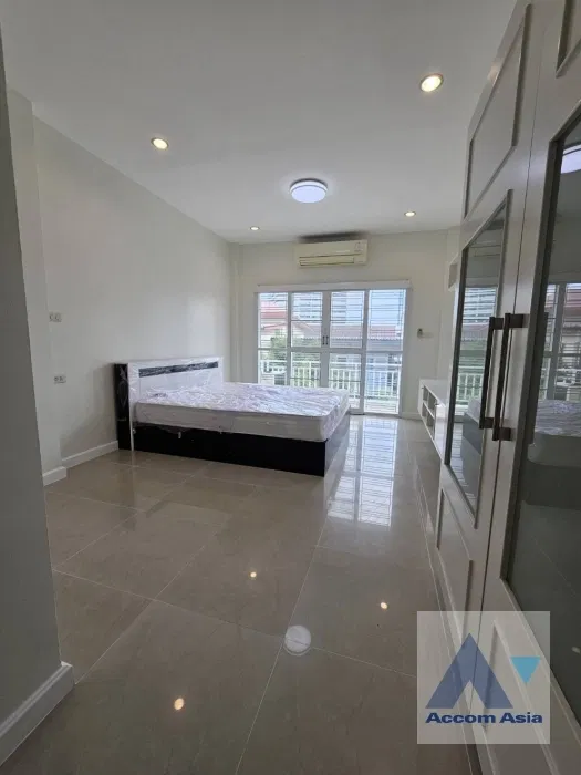 picture 🔼🔽 AccomA 📩  3 BR House in Khlong Toei (AA28339) - 13/19