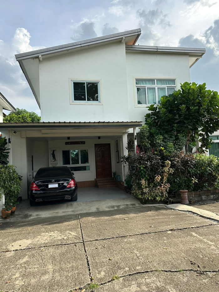 picture Urgent sale! Single house 🔥 Baan Rattawan 2 🔥 Buy a 2-story single house and get a free Benz S 300! ‼️ House and car debt-free ✅️ - 2/11