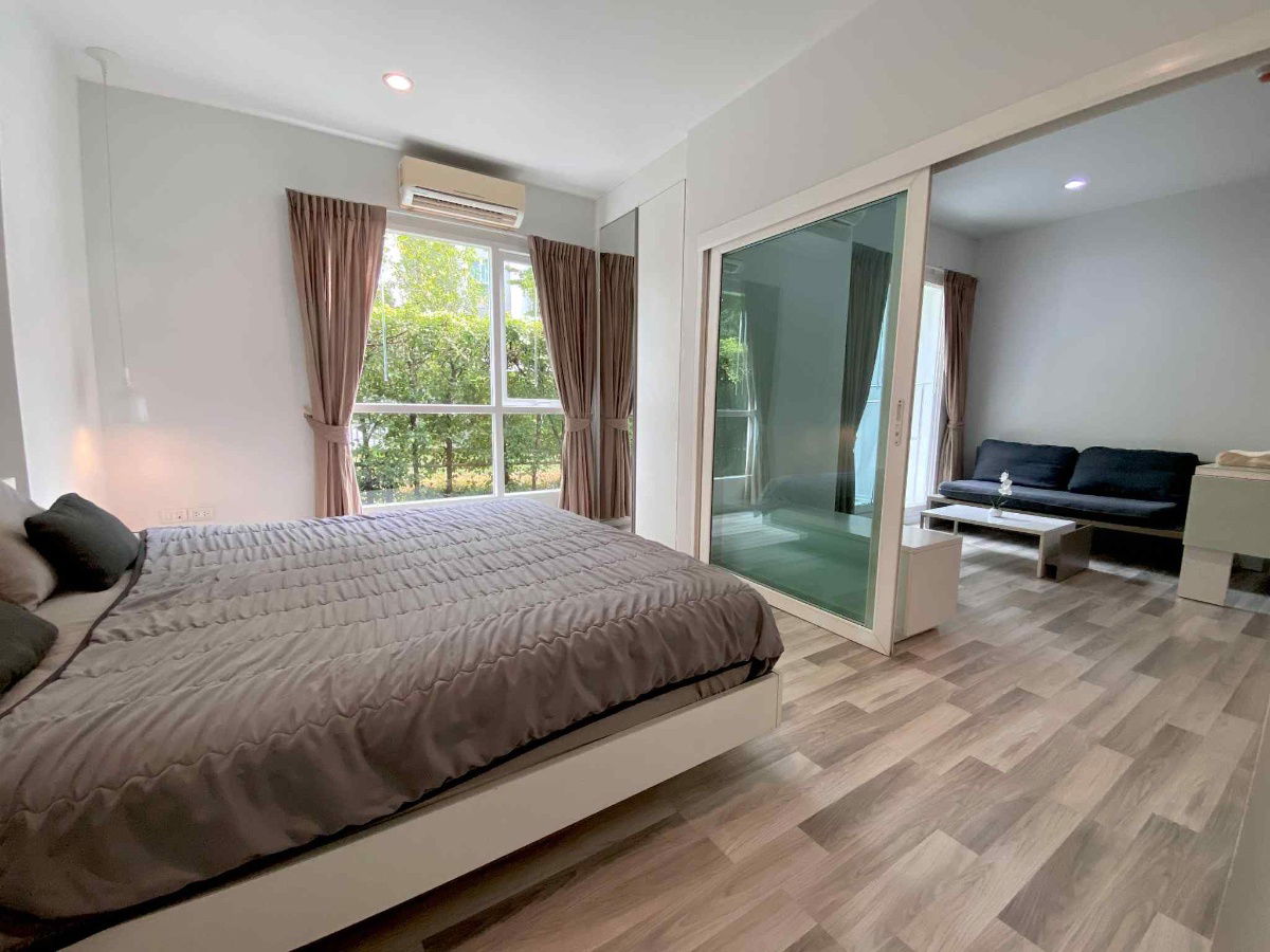 picture 🏡 Room for SALE !! at North 1 Condominium  Peacefully Park & Lake in Serena Lake Village - 8/18
