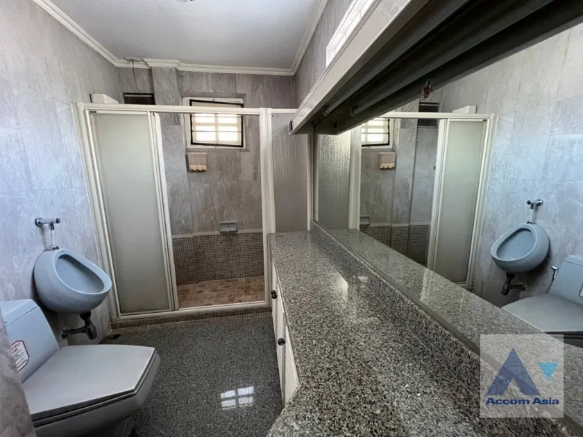 picture 🔼🔽 AccomA 📩 Spacious house with wood interiors in Lat Phrao (AA42857) - 14/17