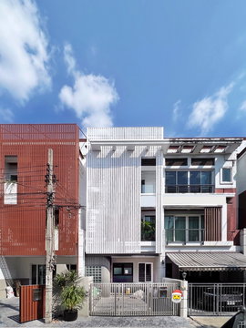 🌿 Mono Haus – บ้านรีโนเวทใหม่ สไตล์ Mid-Century Modern บนถนนเลียบทางด่วนฯ หายากมาก!! บ้านตกแต่งใหม่ทั้งหลัง พร้อมครัว Built-in