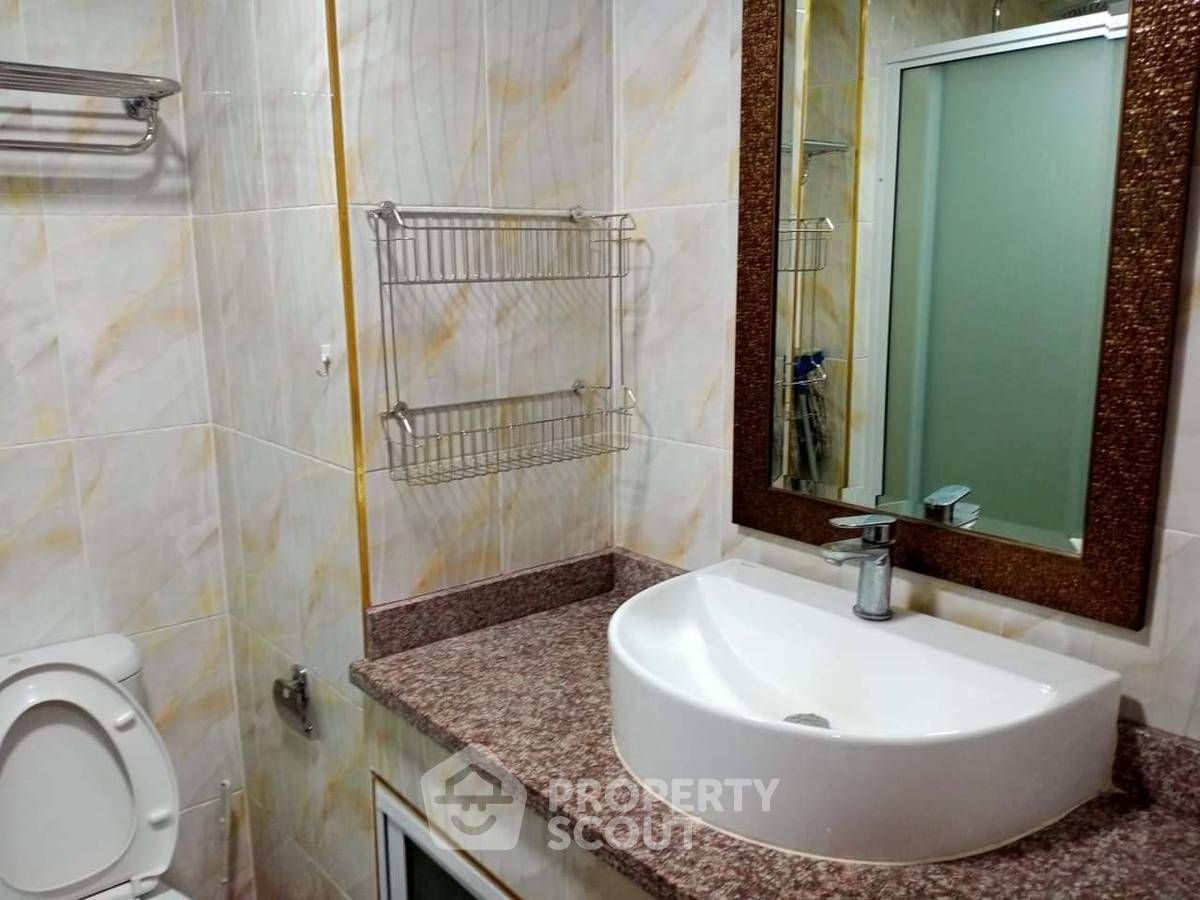 picture 1-BR Condo at View Talay 2 Condominium Jomtien close to Pattaya South (ID 2212126) - 8/8
