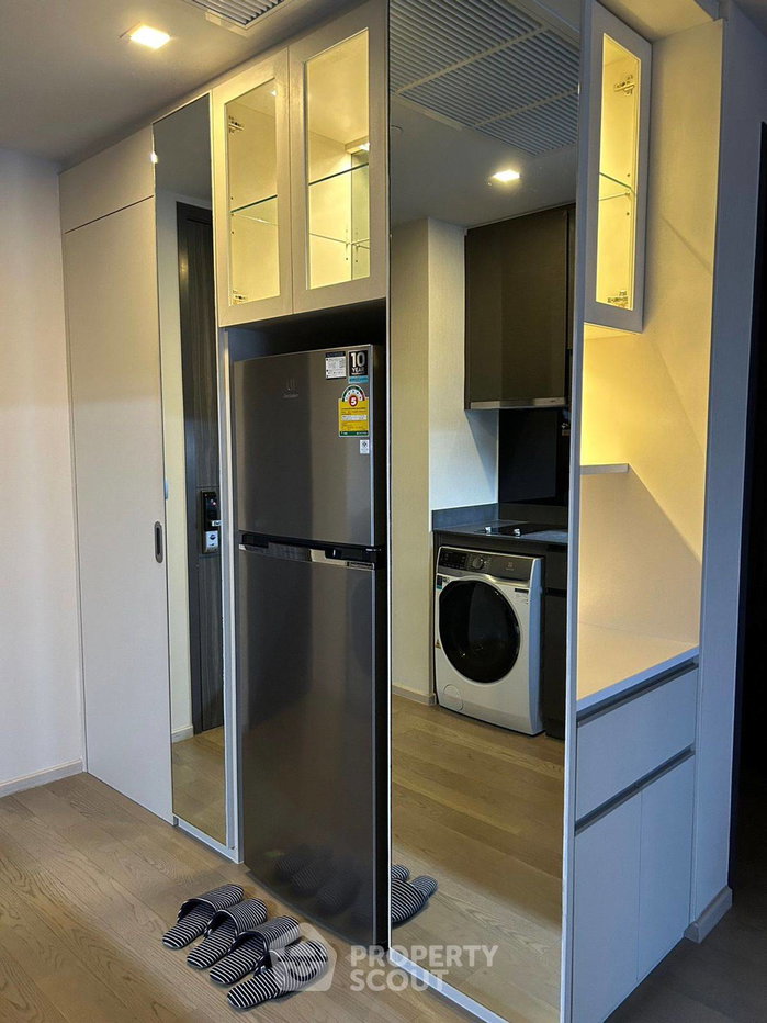 picture 2-BR Condo at Ashton Asoke near MRT Sukhumvit (ID 2357202) - 4/11