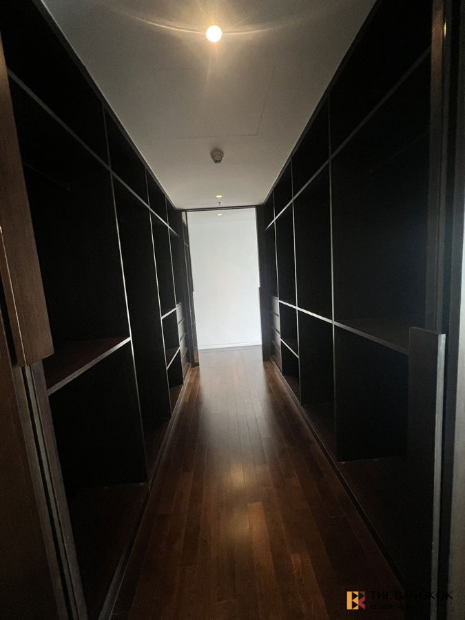 รูป  Hansar Residences Bangkok ✨ Spacious Unit with Sport Club View 🌳 ใกล้ BTS ราชดำริ  - รูปที่ 8/12
